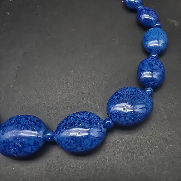 Vintage Blue Mottled Czech Glass Necklace Oval Beads Peking Glass - Picture 3 of 7